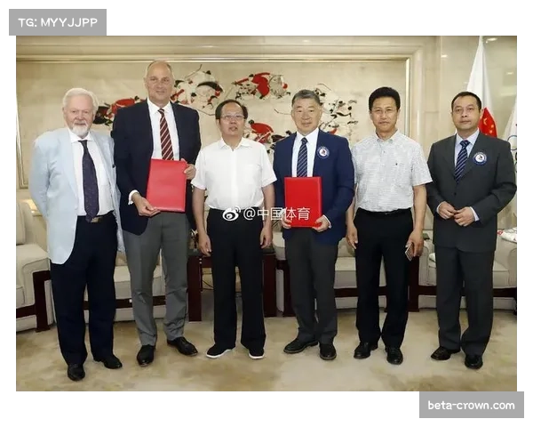 格雷夫回应缺席国家队集训称航班安排不便导致行程受阻 格雷夫回应缺席国家队集训称航班安排不便导致行程受阻